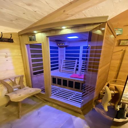 Eco Friendly Chalet Near The Lake In Asten Tittmoning Bagian luar foto